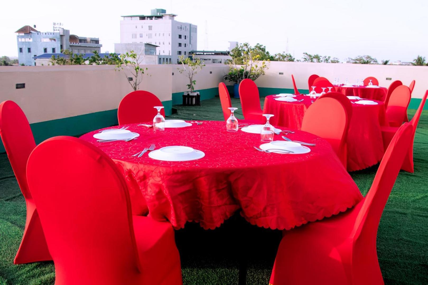 Kanola Luxury Hotel Anuradhapura Eksteriør billede