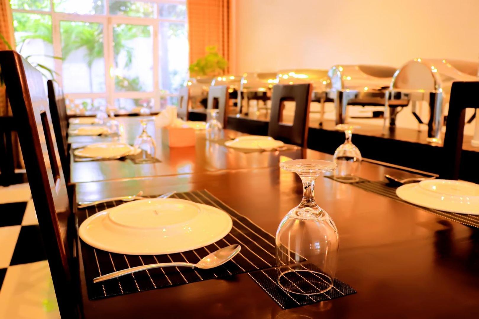 Kanola Luxury Hotel Anuradhapura Eksteriør billede